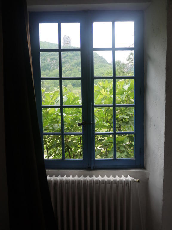Auberge Des Seguins Buoux Room photo