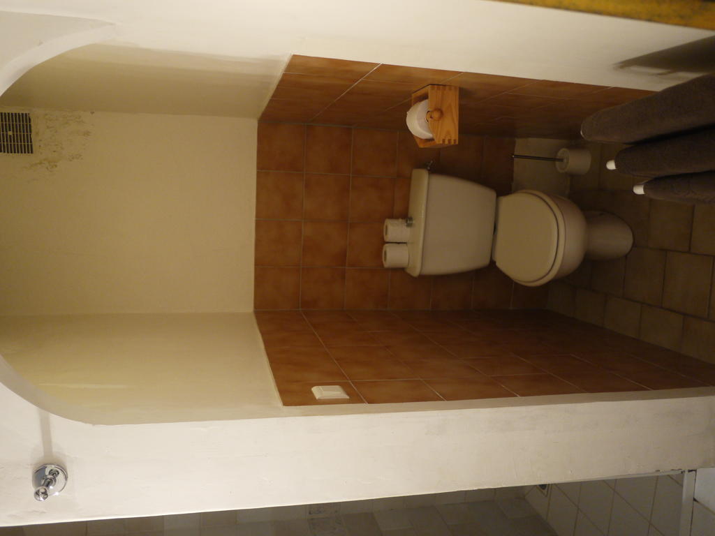 Auberge Des Seguins Buoux Room photo