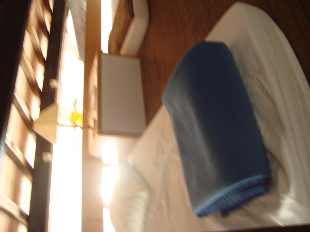 Auberge Des Seguins Buoux Room photo